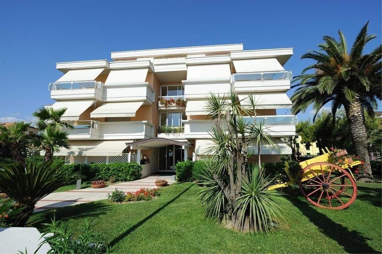 Residence Le Palme Grottammare Exterior foto